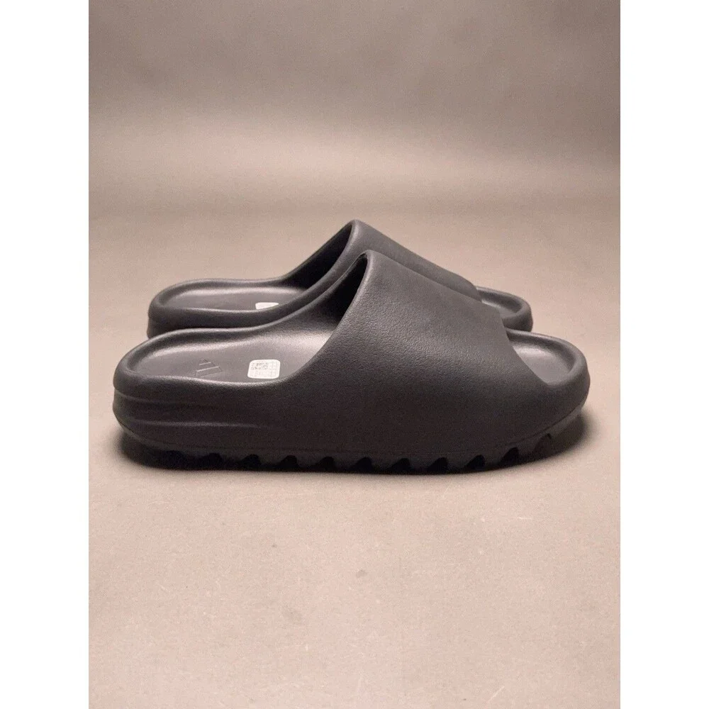 adidas Men's Gray Slide Yeezy Slate Grey Size US 9 EU 43 UK 9 NWT Kanye West New